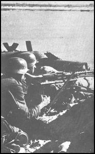 Germans troops guarding river crossing near Stalingrad